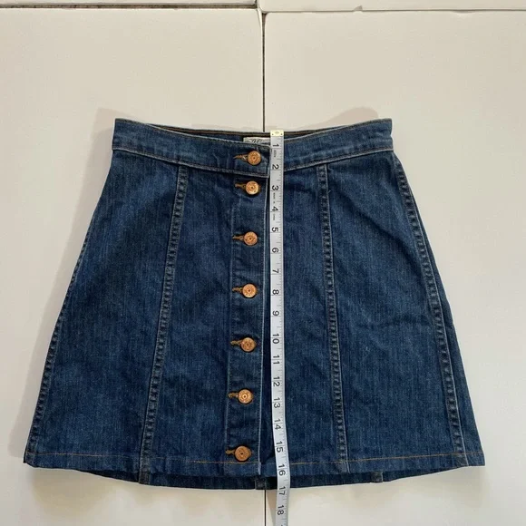 J Crew Denim Skirt XS Flare Mini with Button down Size 26 - Picture 3 of 8